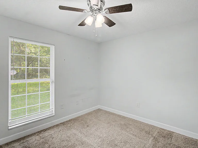 10179 Highway 196 W — Photo 15