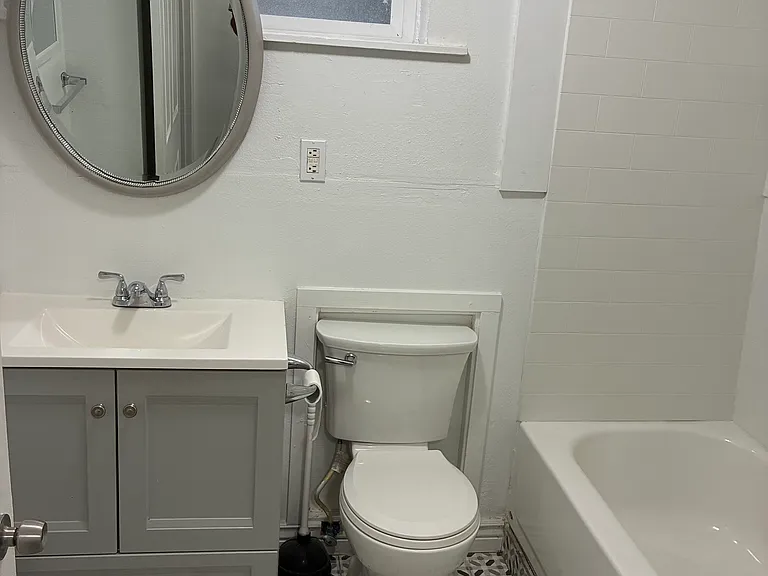 1535 Hanover St #B — Photo 4