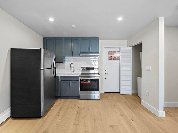 3rd image of 639 N Spaulding Ave #649.25