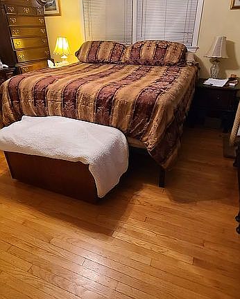 Master Bedroom 14x14