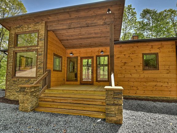 5th image of 217 Goldmine Rd
