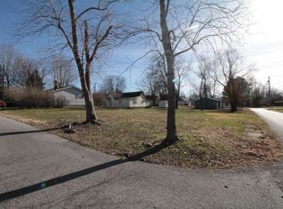 1201 S Madison St, Marion, IL 62959