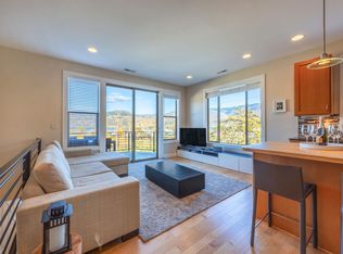 416 Bluff Rd #ID1247330P, Hood River, OR 97031