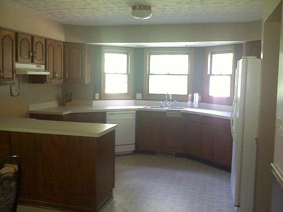 2nd image of 6193 Cox St