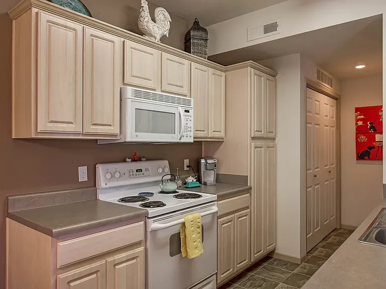 City Homes at Fall Creek — Photo 33