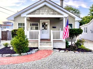 572 Princeton Ave, Brick, NJ 08724