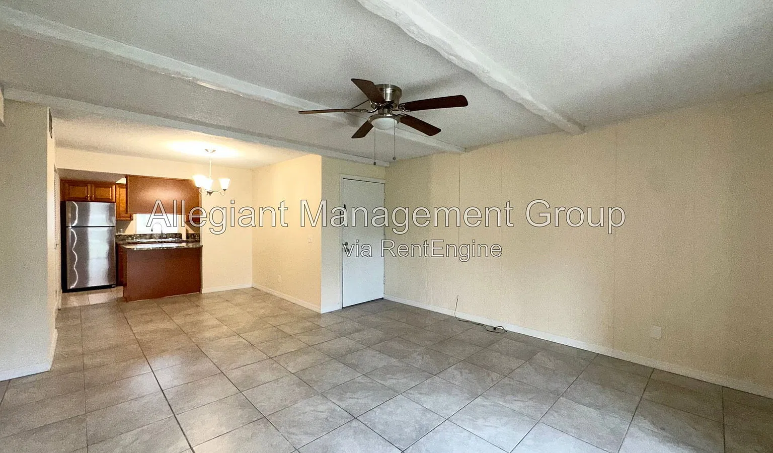 2 bed, 2.0 bath, 1045 sqft, $1,599 — Photo 3
