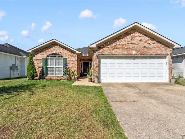2318 43rd Ave, Northport, AL 35476