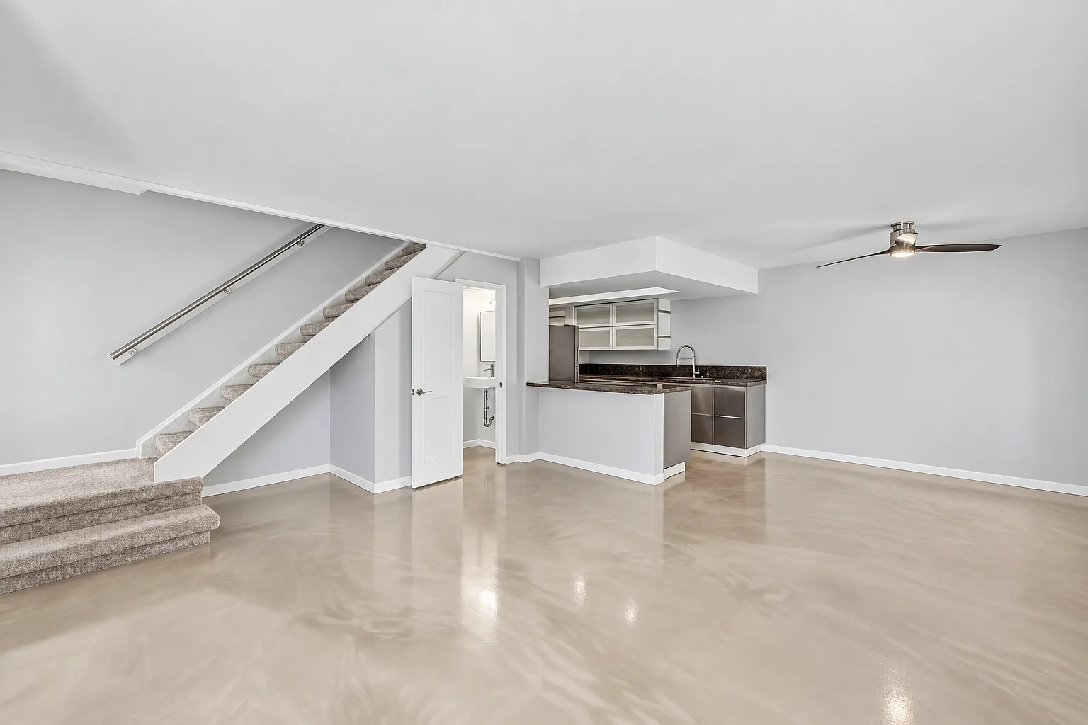 2 bed, 1015 sqft, $2,295 — Photo 2