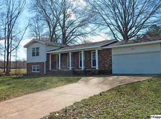 3105 Glenmere Pl SW, Decatur, AL 35603