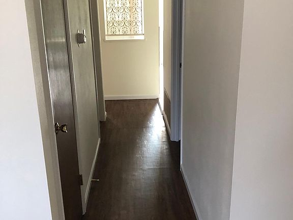 5th image of 10120 Squire Meadows Dr