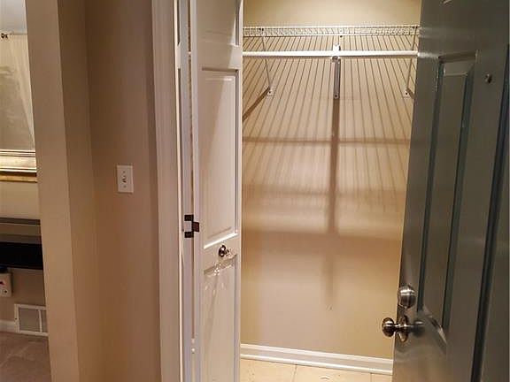 2nd image of 400 West Ave Unit C2