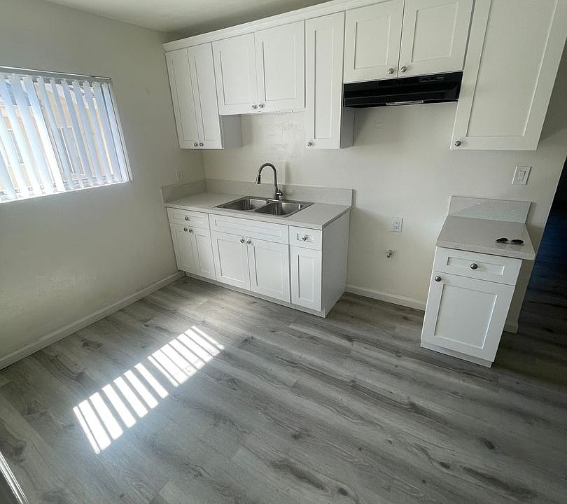 1st image of 355 E 120th St APT 10