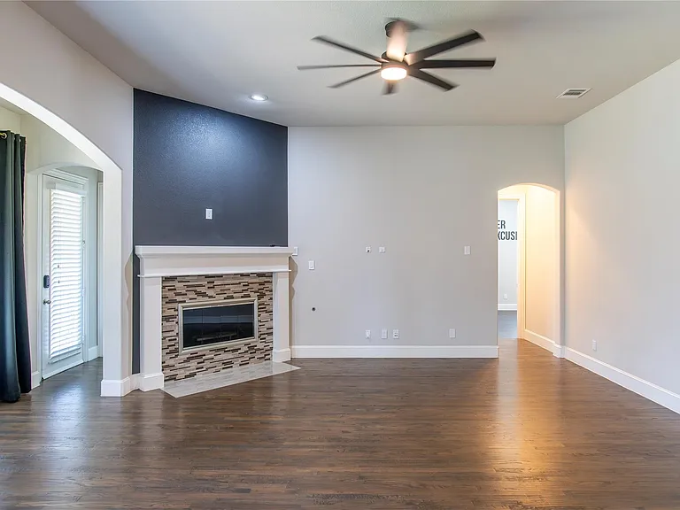 3728 Kennoway Colony — Photo 7