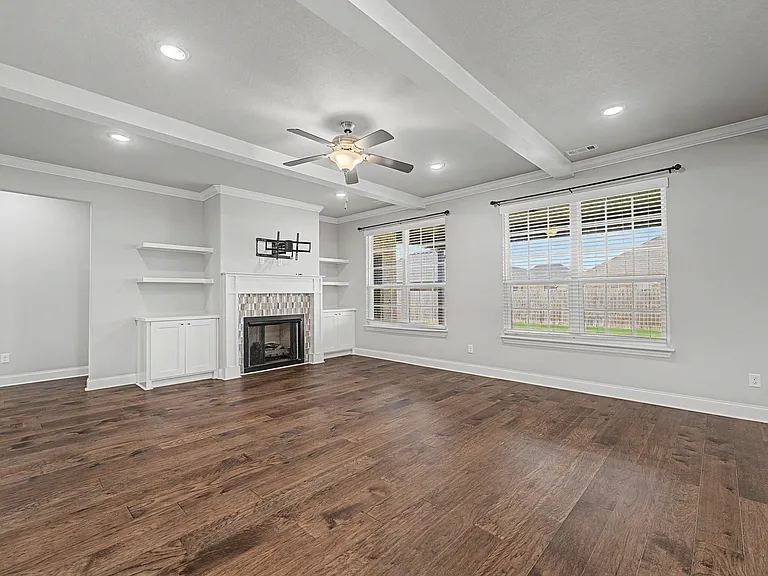 431 Linda Ln — Photo 11