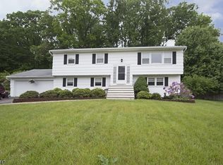 7 Brookside Dr, Budd Lake, NJ 07828