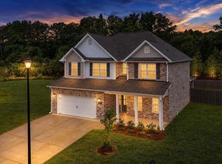1900 Rae Ct, Hartselle, AL 35640