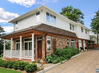 5 Lafayette Pl, Waldwick, NJ 07463