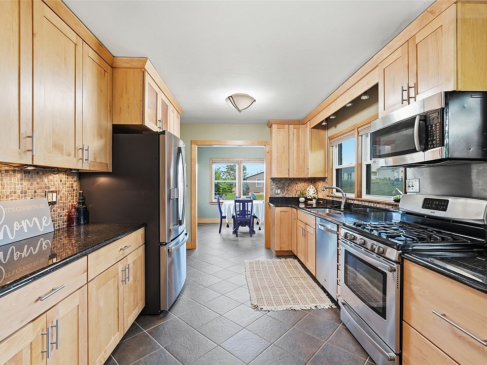 1st image of 277 21st Ave SW