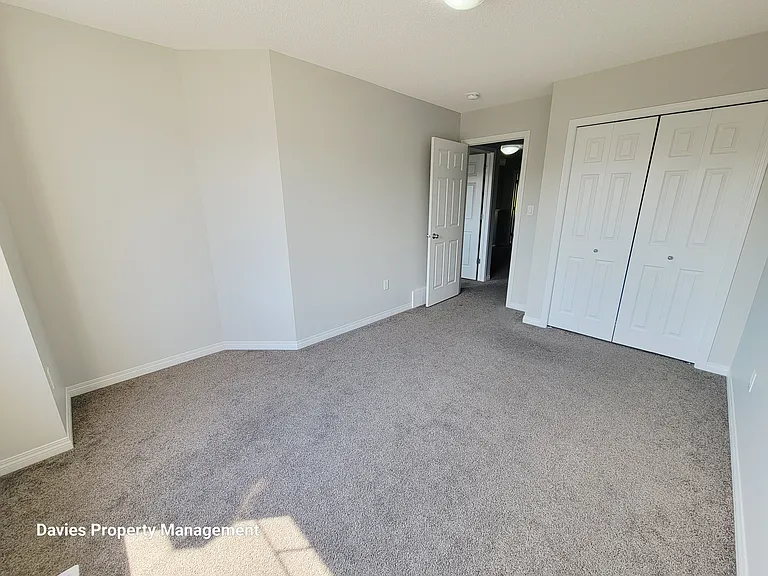2792 Coughlan Grn SW — Photo 10