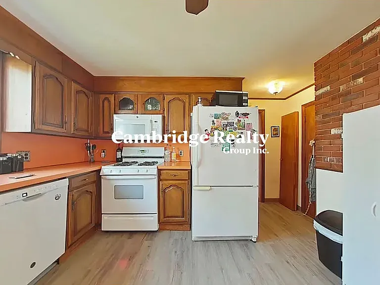 161 Otis St #T — Photo 1