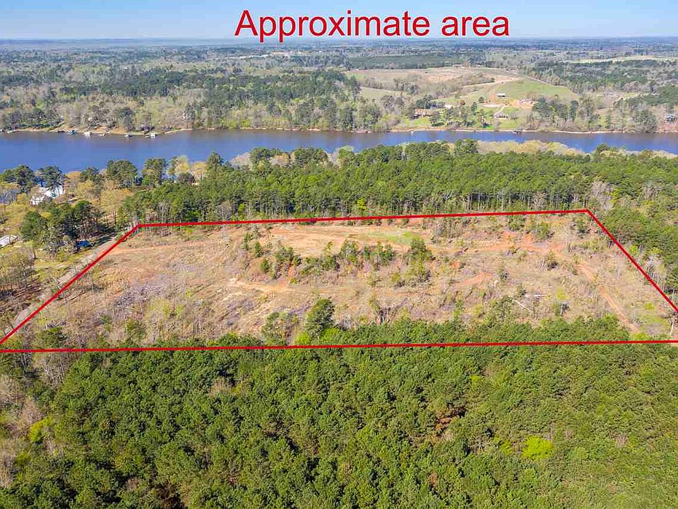 1st image of E Lake Dr