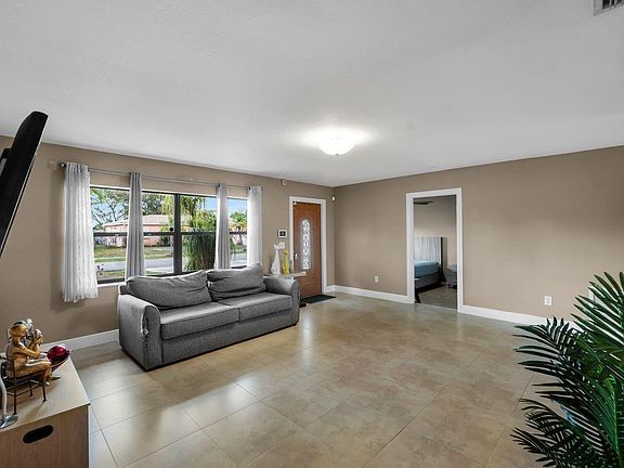 5th image of 10901 Granite Street