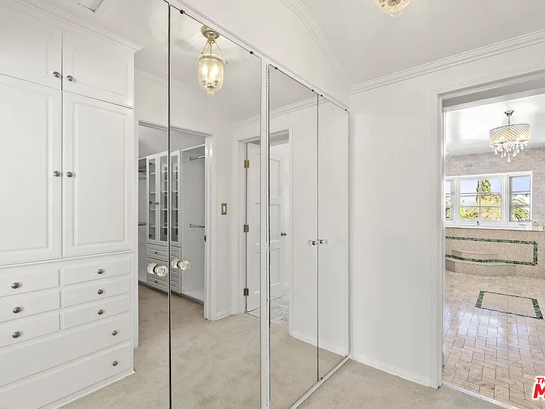 1204 Beverwil Dr — Photo 23