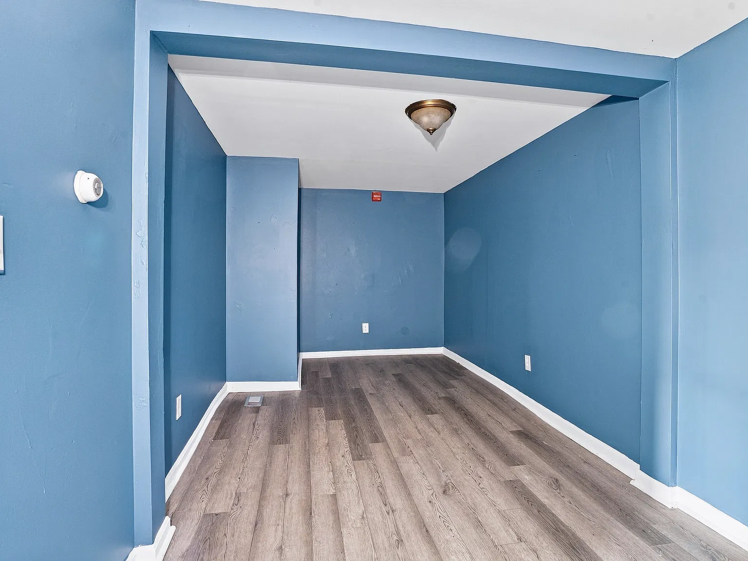 125 Park Ave — Photo 3