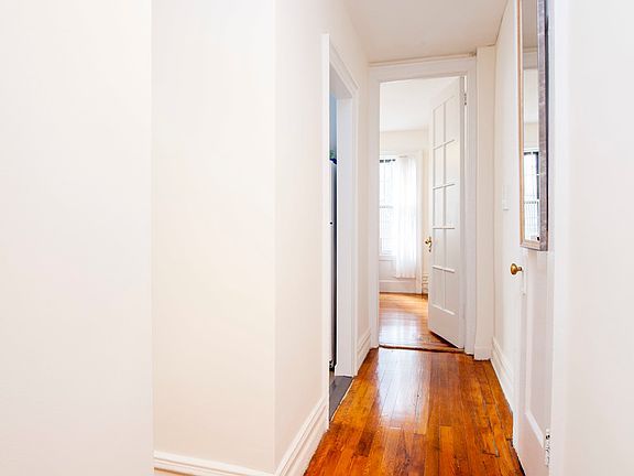 3rd image of 510 W 123rd St APT 24