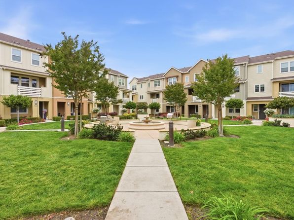 142 Triggs Ln, Morgan Hill, CA 95037