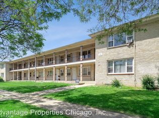 6654 Pinetree St APT 1A, Hanover Park, IL 60133