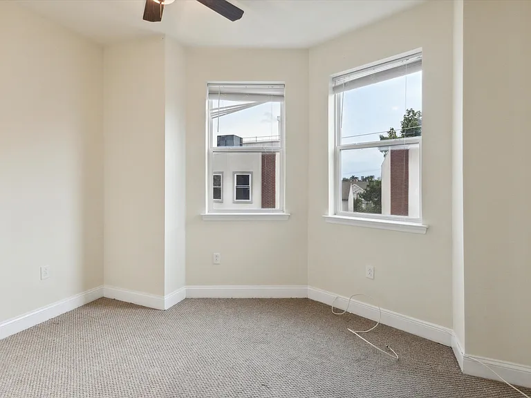 1733 N Gratz St #B — Photo 13