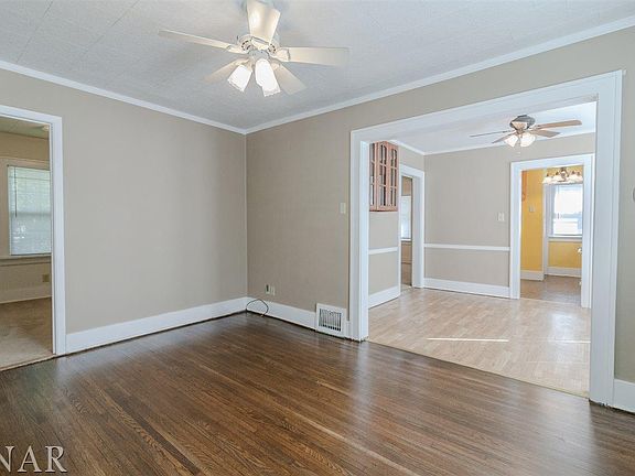 4th image of 200 Kreitzer Ave
