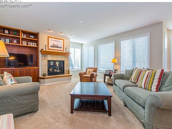 Large, Bright Family Room