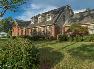 1503 Greenbriar Rd, Kinston, NC 28501