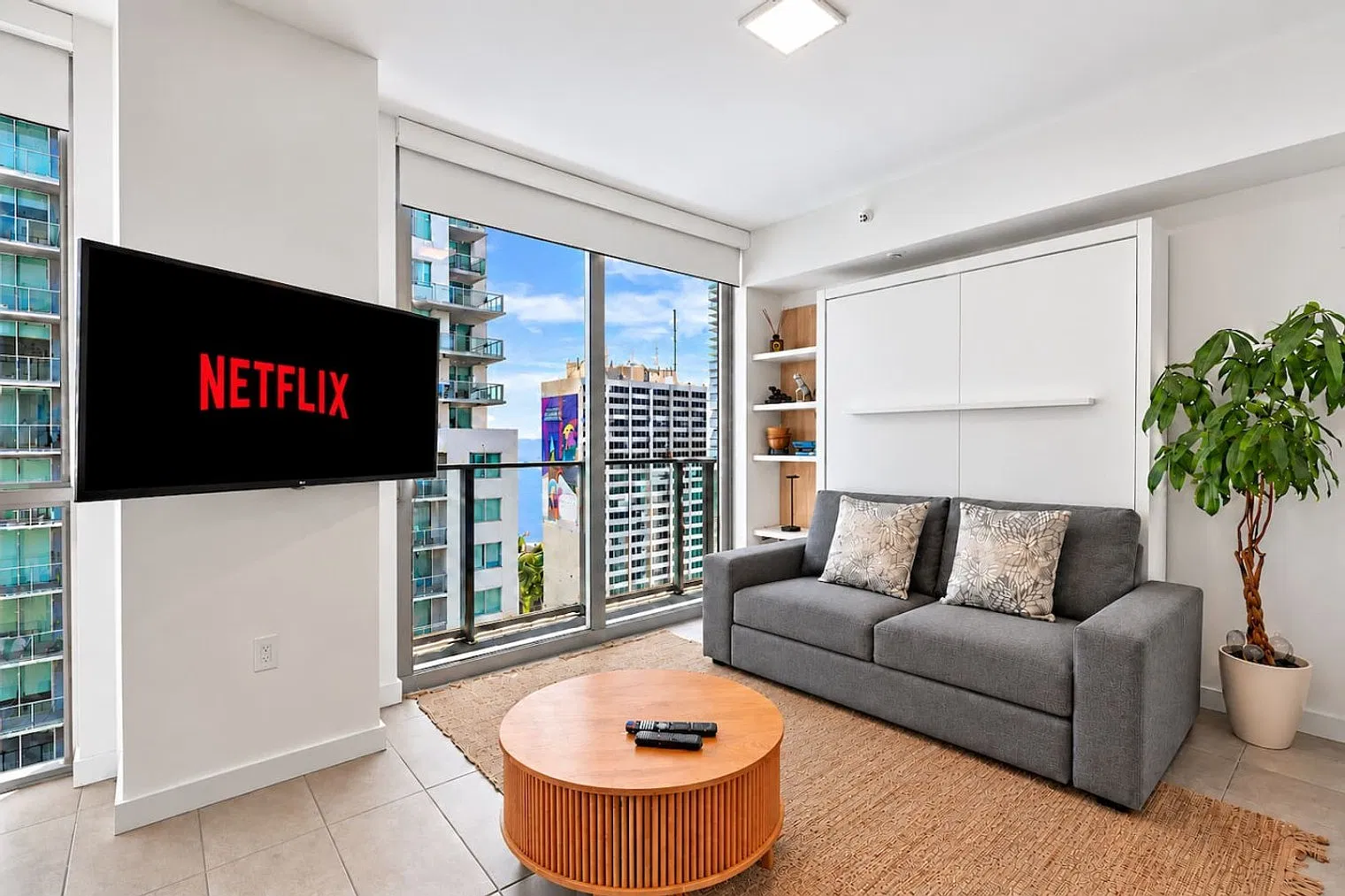 Studio, 1.0 bath, 4843 sqft, $4,552 — Photo 1