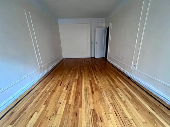 2190 Boston Road image 10 of 10