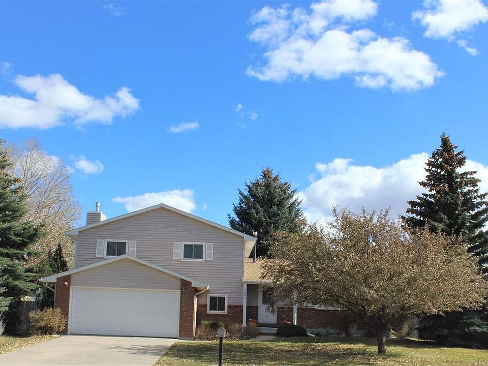 1st image of 1063 Hidalgo Dr