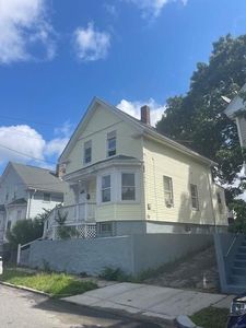116 Emerson St, Providence, RI, 02907