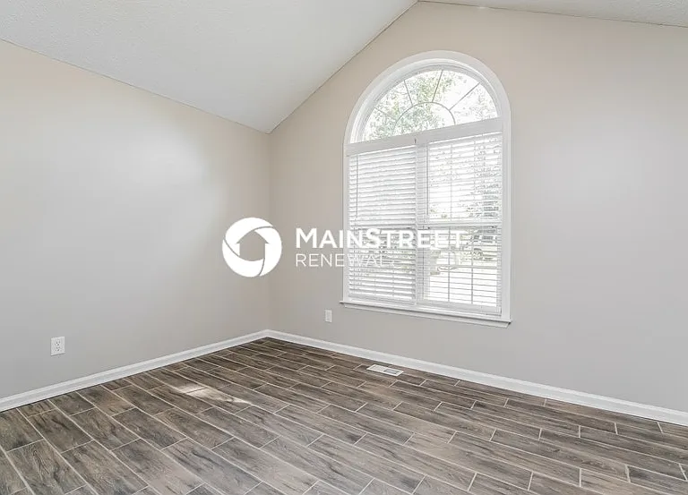 6408 Silver Spring Ct — Photo 13