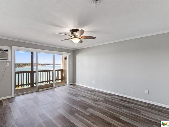 4th image of 2 Cliffhouse Dr APT 204