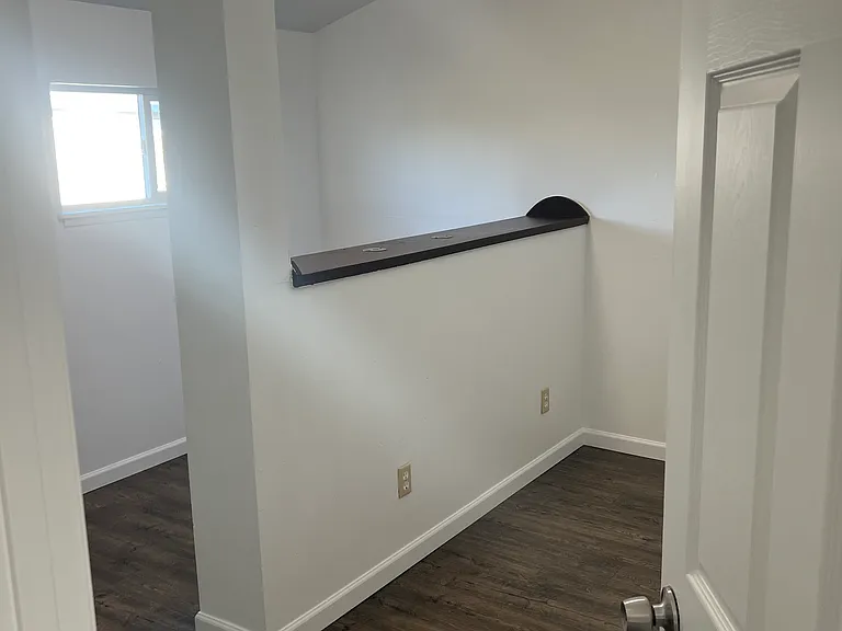 1220 NE 84th Ave — Photo 13