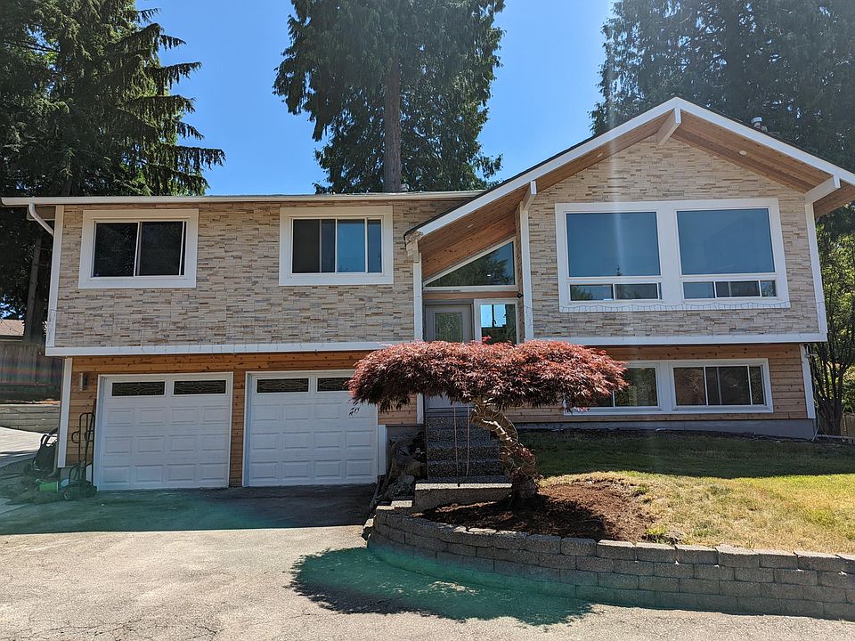 1st image of 10224 161st Pl NE
