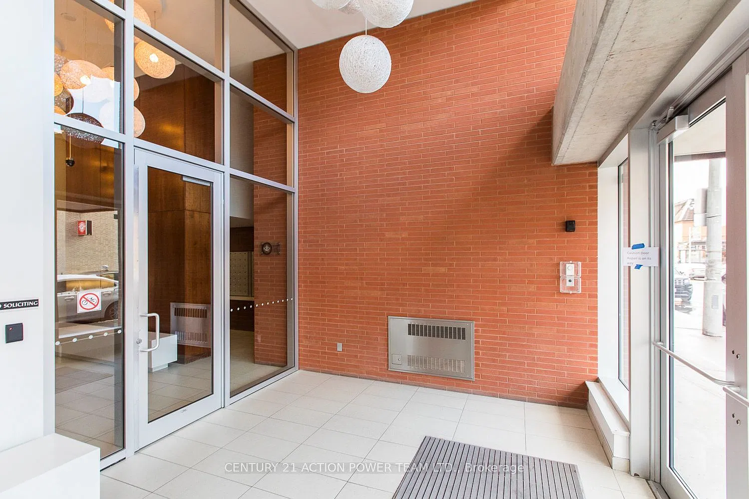 1 bed, $1,900 — Photo 3