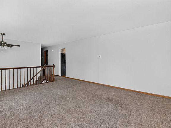4th image of 436 Fordham Pl