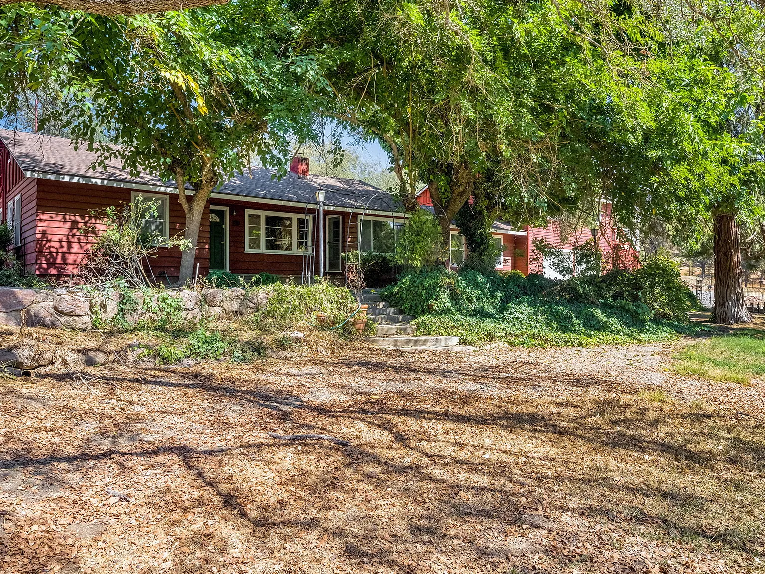 31638 Lodge Rd — Photo 3