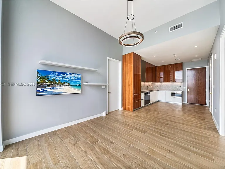 2655 S Bayshore Dr #1906 — Photo 10