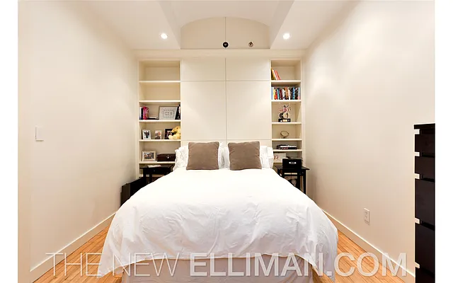 Rented by Douglas Elliman | media 9