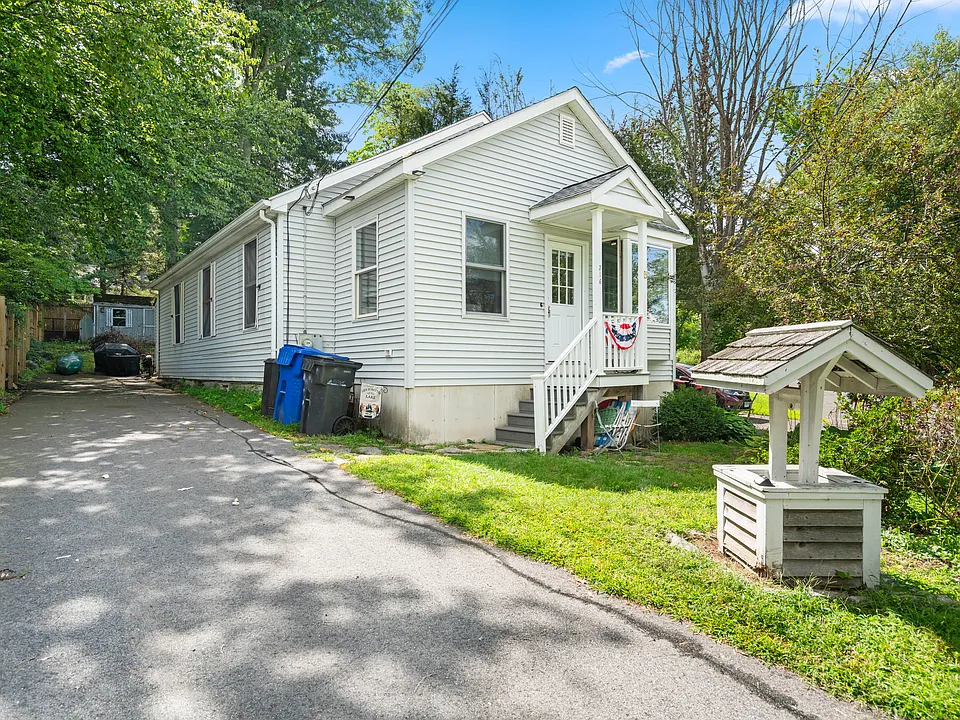 316 Shore Dr